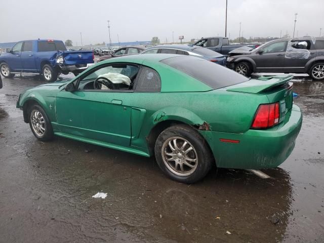 2000 Ford Mustang