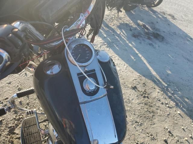 2001 Harley-Davidson Flstc