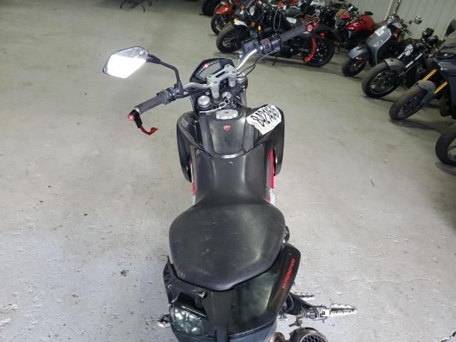 2015 Ducati Hypermotard Hyperstrada