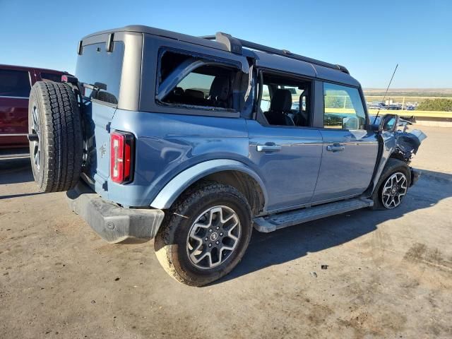 2024 Ford Bronco Outer Banks