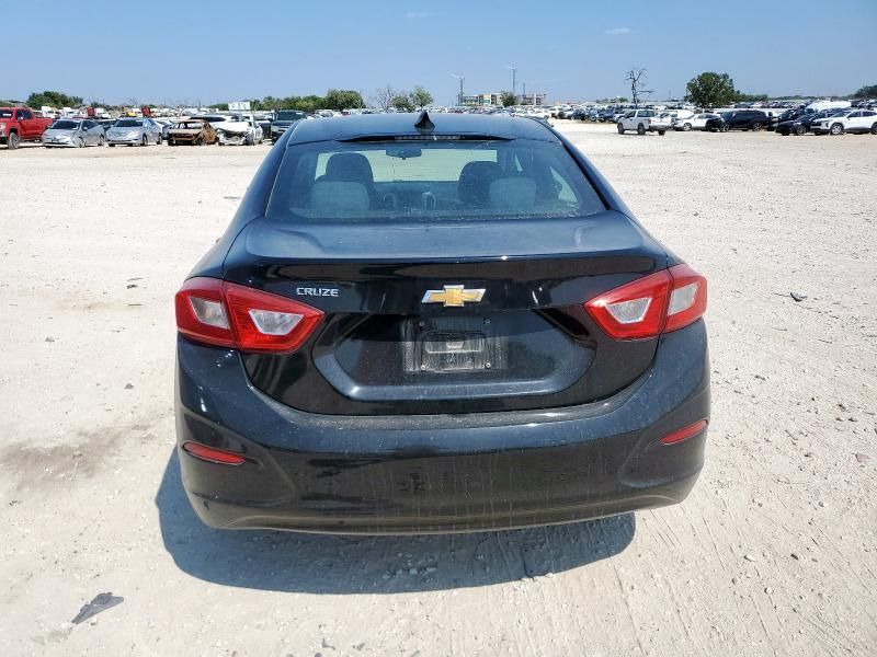2018 Chevrolet Cruze LS