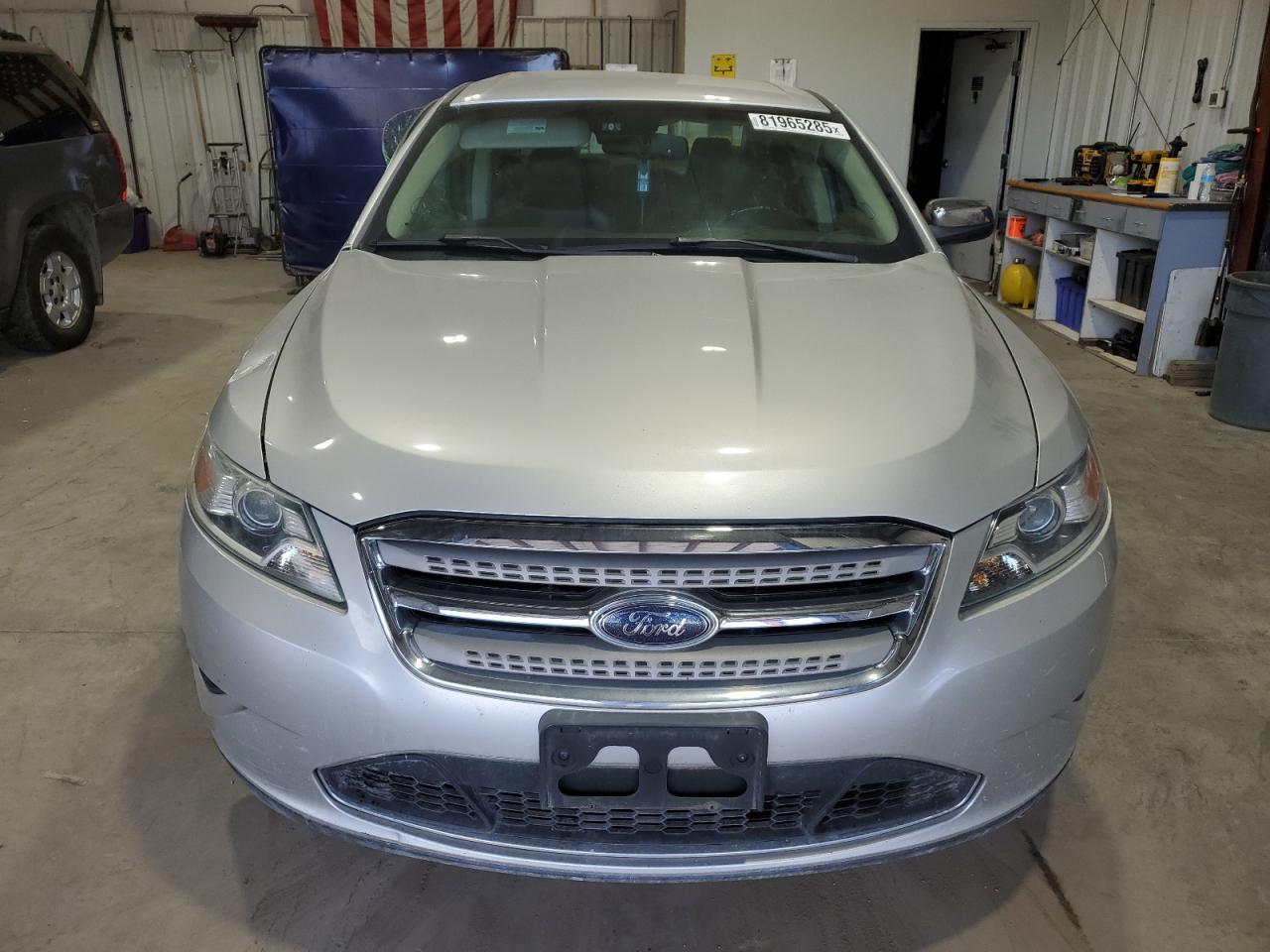 2010 Ford Taurus Limited