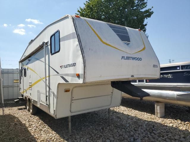 2005 Fleetwood Pegasus 275RLS