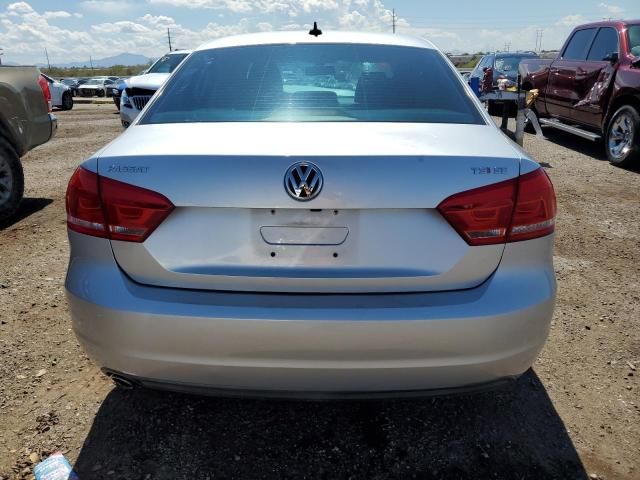 2015 Volkswagen Passat SE