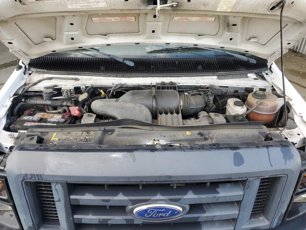 2010 Ford Econoline E250 van