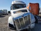 2019 Peterbilt 579 Semi Truck