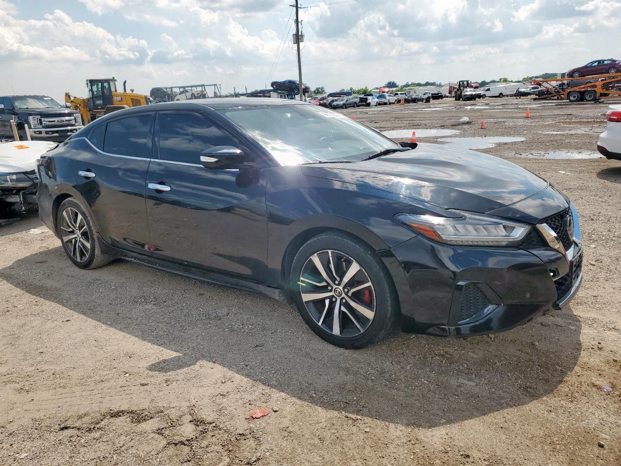 2019 Nissan Maxima s