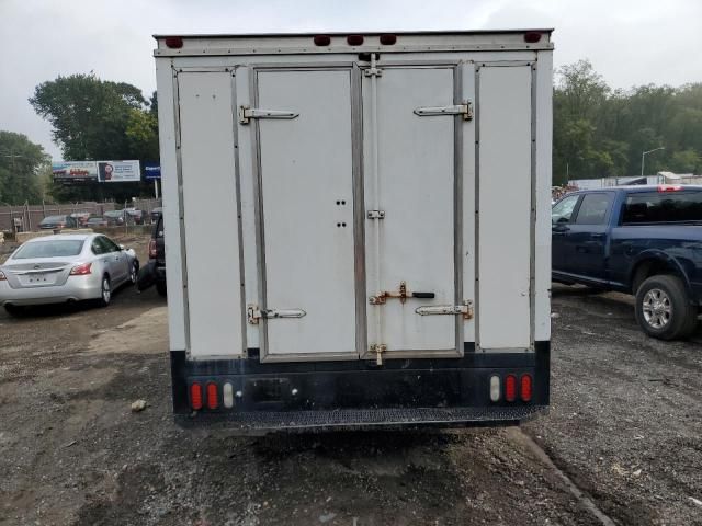 2001 GMC Savana Cutaway G3500