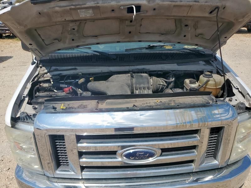 2013 Ford Econoline E250 Van