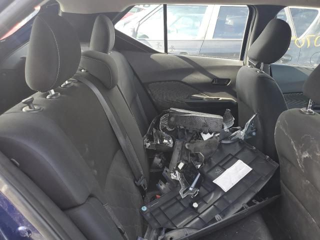 2020 Nissan Kicks S