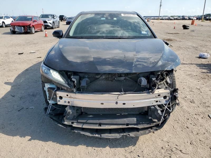 2021 Toyota Camry XSE
