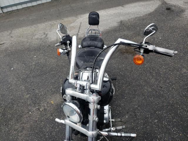 2011 Harley-Davidson Fxdc