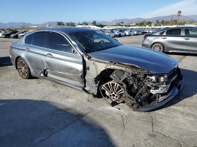 2019 BMW 530E