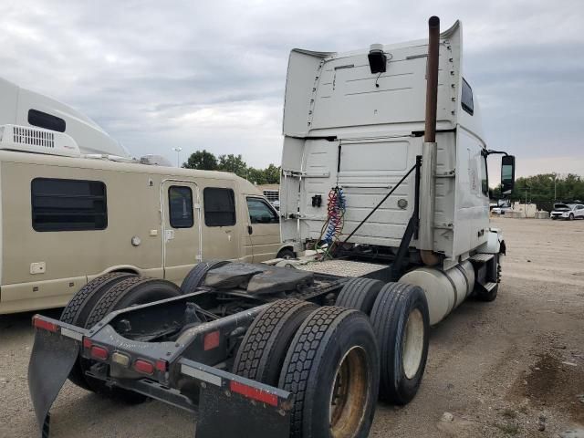 2014 Volvo VNL Semi Truck