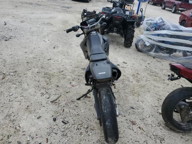 2018 Suzuki DR-Z400 SM