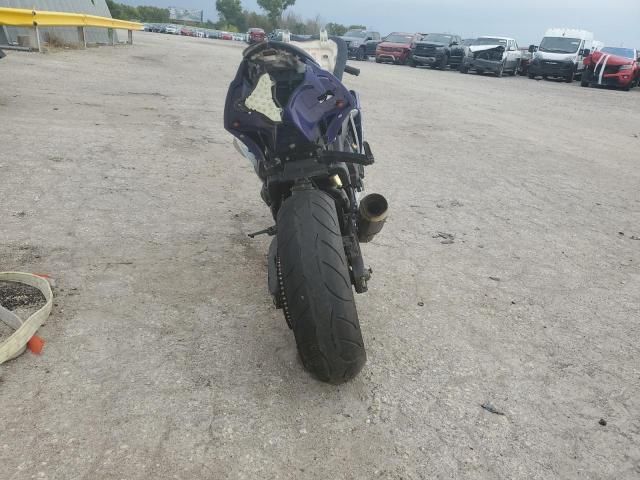 2011 Yamaha YZFR1
