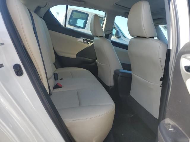2013 Lexus CT 200