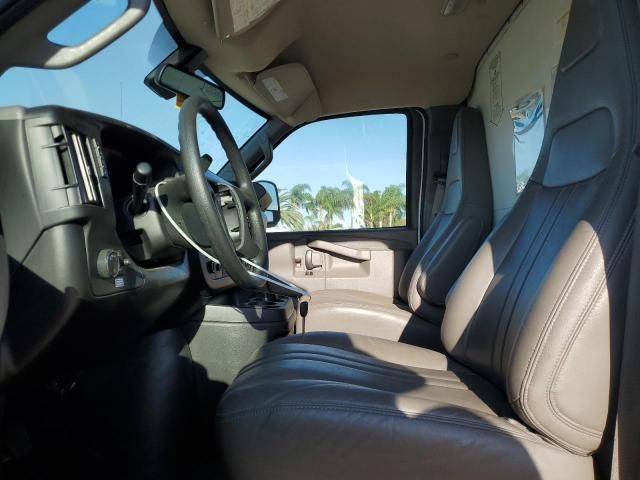 2021 GMC Savana CUT-Trucks Expeditor Truck