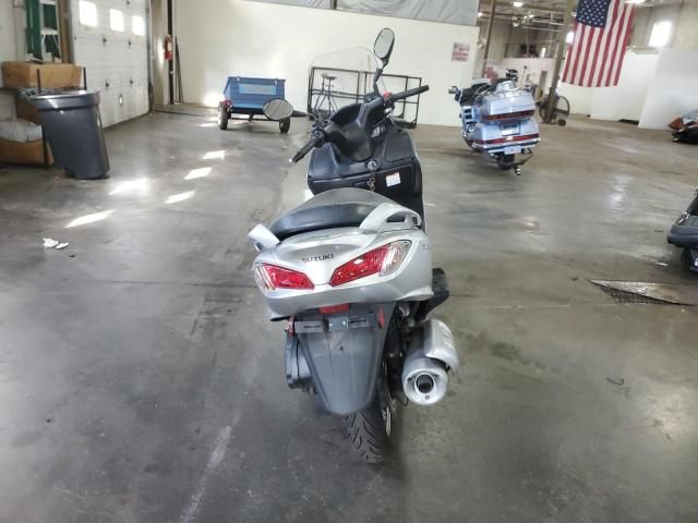 2014 Suzuki UH200