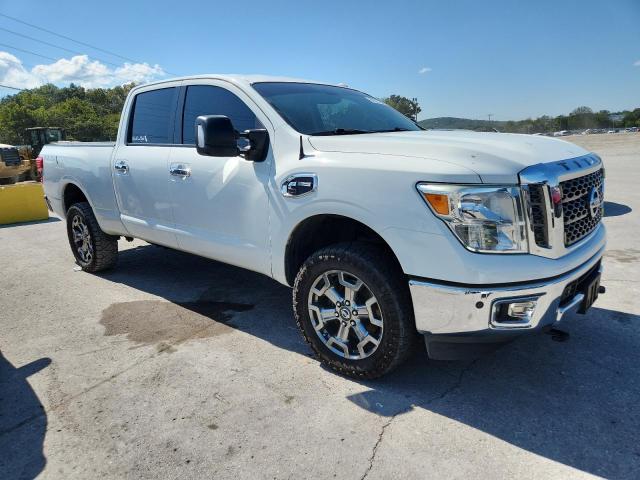 2016 Nissan Titan XD SL