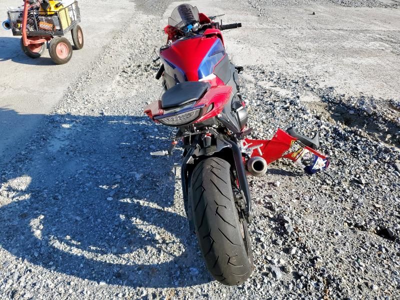 2022 Honda CBR1000 RA