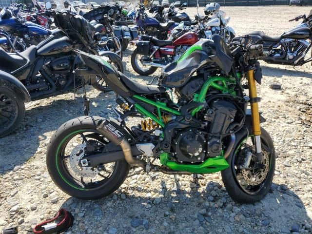 2022 Kawasaki ZR900 M