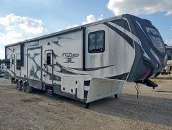 Salvage trucks for sale at Houston, TX auction: 2013 Fuzion Camper