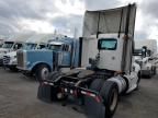 2014 Kenworth T680 Semi Truck