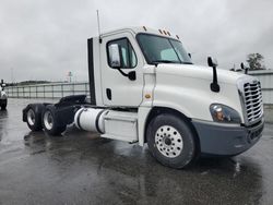 Salvage trucks for sale at Dunn, NC auction: 2018 Freightliner Cascadia 125 Semi Truck