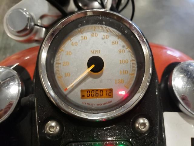 2010 Harley-Davidson Fxdwg