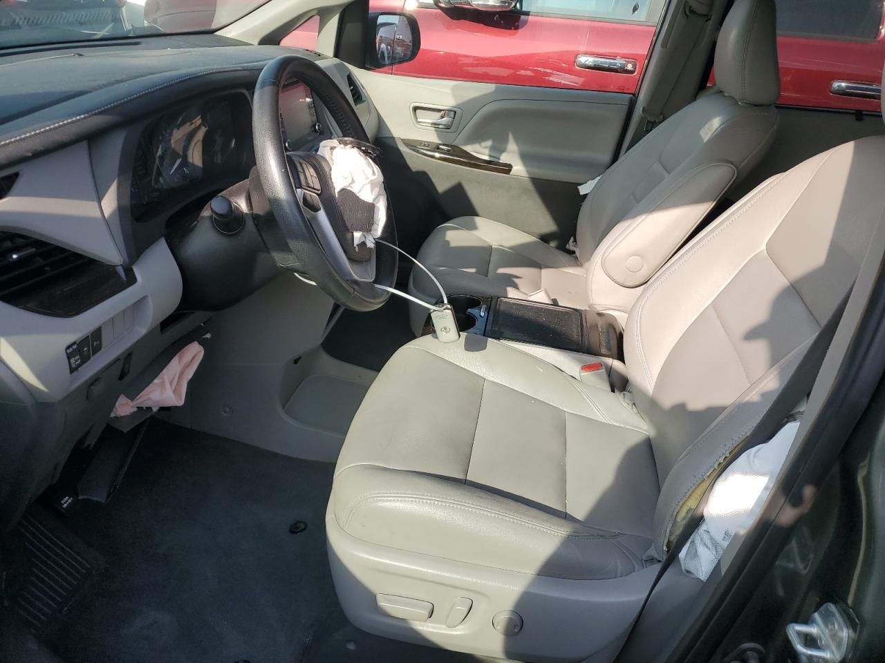 2020 Toyota Sienna xle