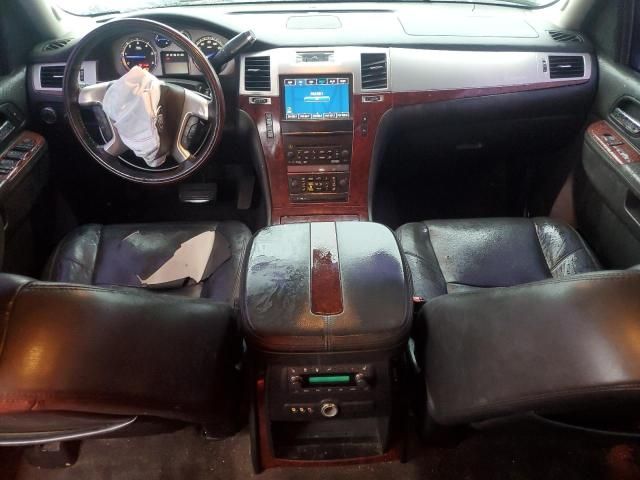 2011 Cadillac Escalade Luxury