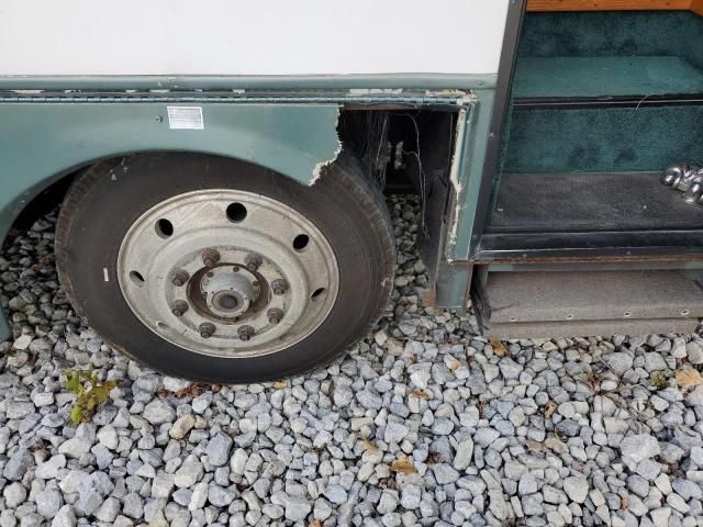 1998 Freightliner Chassis X Line Motor Home