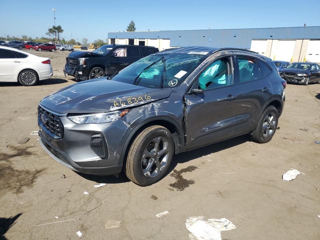 2025 Ford Escape st Line