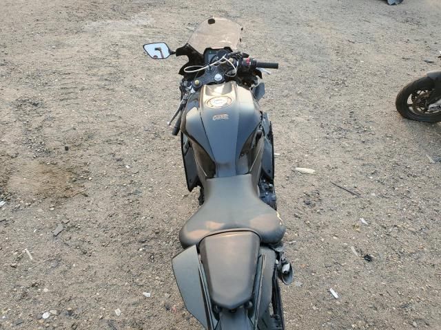2024 Yamaha YZFR7