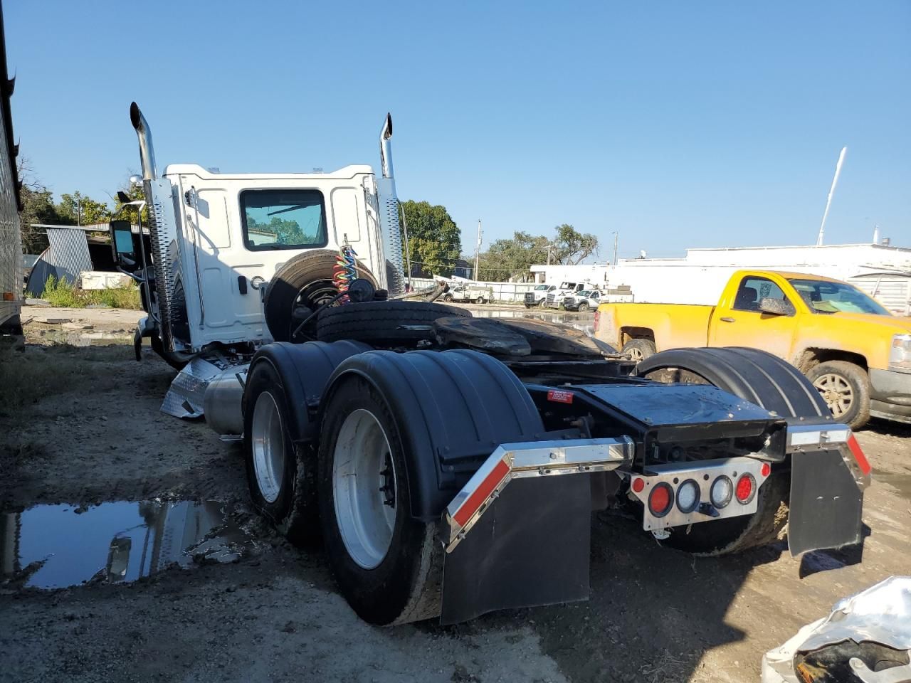2024 Western Star 2024 Western Star 49X Chassis Semi Truck