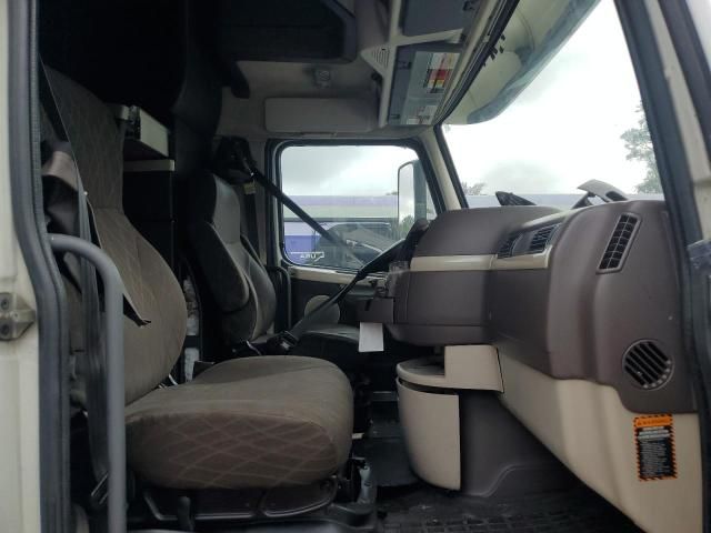 2016 Volvo VNL Semi Truck