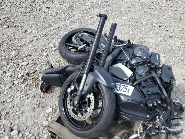 2025 Yamaha MTN690