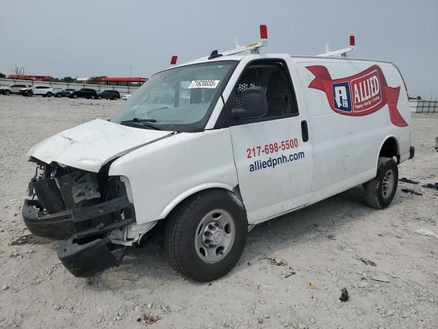 2022 Chevrolet Express G2500