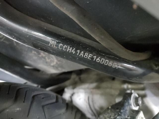 2014 Suzuki UH200