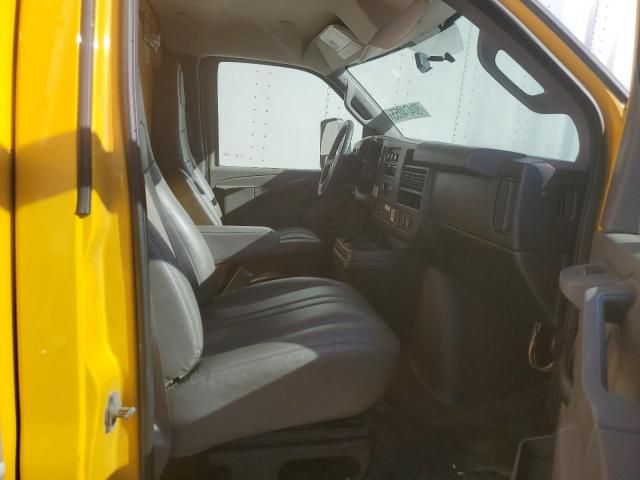 2018 GMC Savana Cutaway G3500