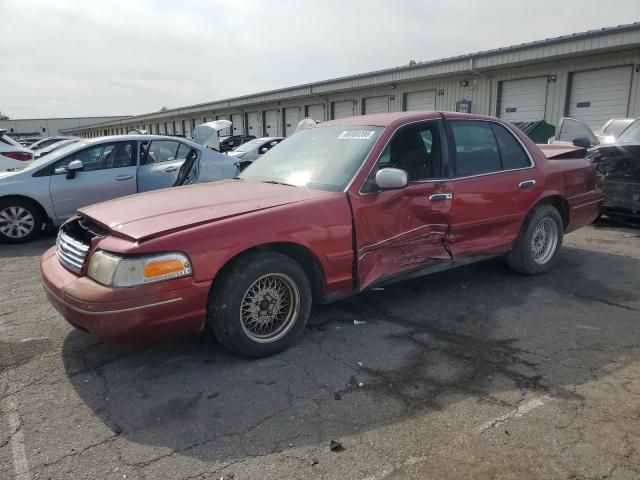 2001 Ford Crown Victoria