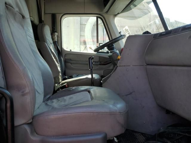 2006 Freightliner Columbia 120 Semi Truck