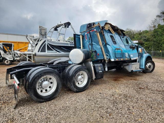 2016 Freightliner Coronado Semi Truck