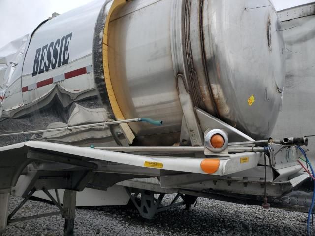 2021 Tremcar Tank Trailer