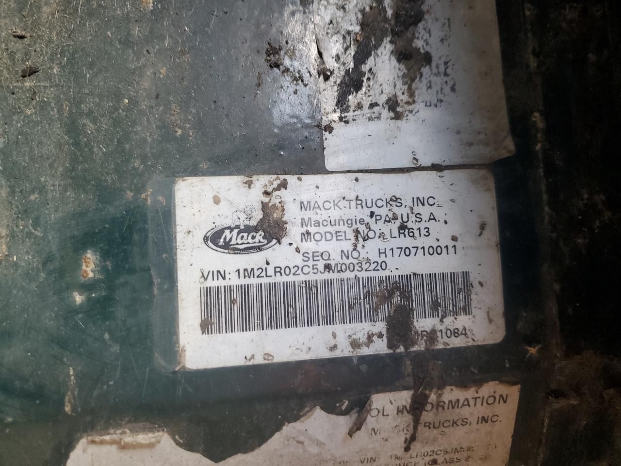 2018 Mack LR613 Refuse Truck