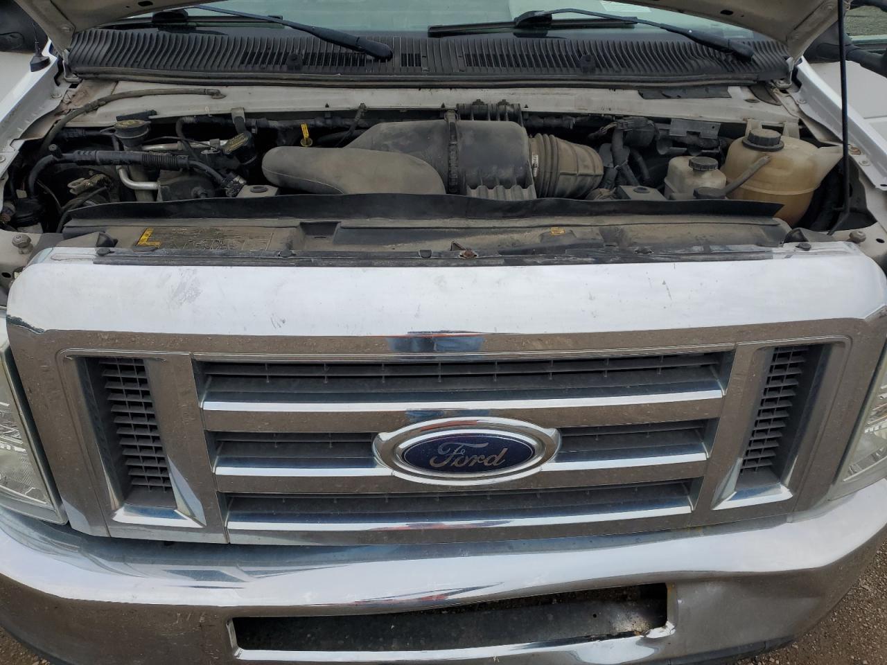 2010 Ford Econoline E350 Super Duty Chassis
