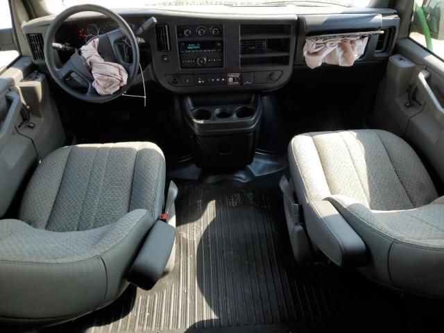 2025 Chevrolet Express G2500