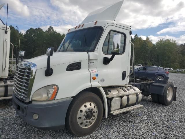 2018 Freightliner Cascadia 113 Semi Truck