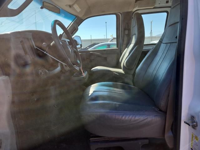 2016 Chevrolet Express G2500